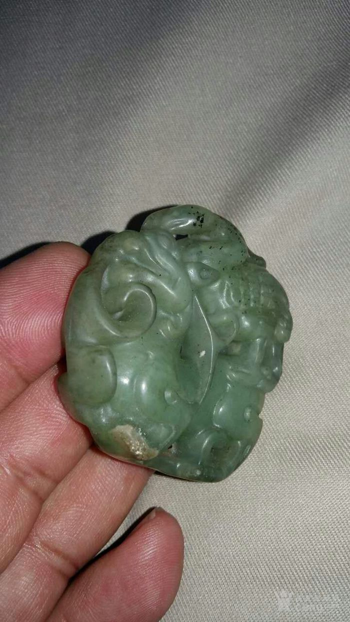 AG亚娱集团_机器运转咬伤女工手指 扬州消防等部门联手营救(图2) ag亚娱官网