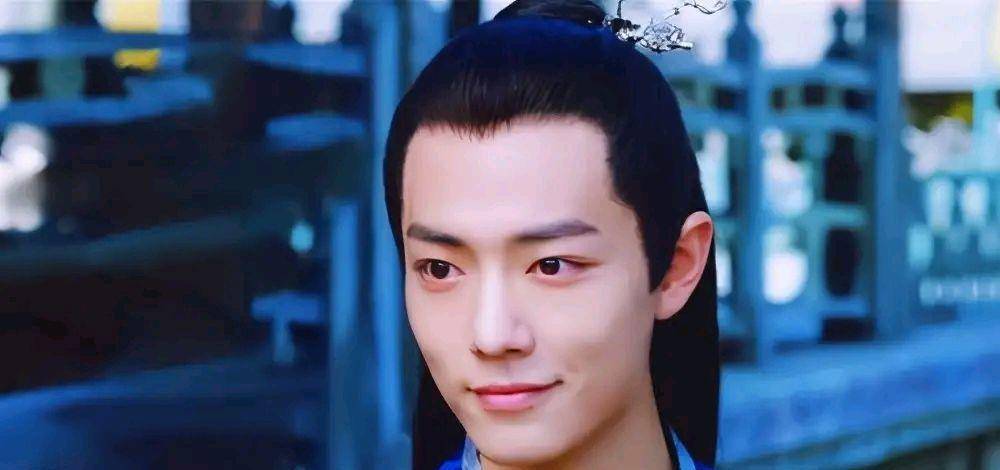 AG亚娱集团官方-
节目组有意为之？肖战在《演员请就位》讲话没声音 粉丝：太气人(图8)