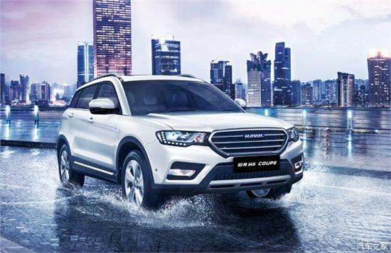 ag亚娱官网：沪昆高速货车侧翻 司机被卡消防营救[图]