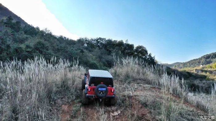 ag亚娱官网：
牧马人越野的篇章 从未被翻阅 也从未随波逐流 (图11)